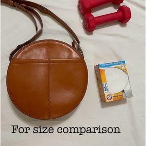 ABERCROMBIE AND FITCH  TAN LEATHER  ROUND CROSS BODY BAG (CANTEEN PURSE)